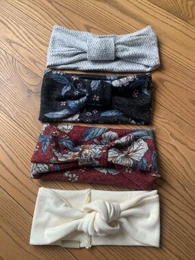 Women’s Knotted Headband Set - Gray, Black Floral, Red Floral, Cream